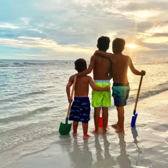 Brothers are making their best family memories on the beach